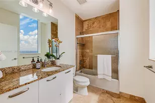704 N Ocean Blvd, Pompano Beach, FL 33062 - Photo 22