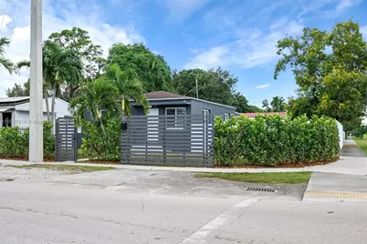 816 Codadad St, Opa-Locka, FL 33054 - Photo 4