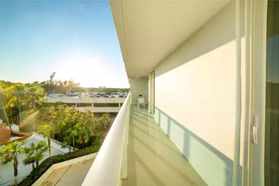 100 Bayview Dr #325, Sunny Isles Beach, FL 33160 - Photo 54