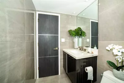 100 Bayview Dr #325, Sunny Isles Beach, FL 33160 - Photo 36