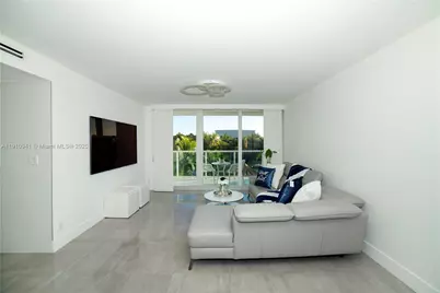 100 Bayview Dr #325, Sunny Isles Beach, FL 33160 - Photo 22