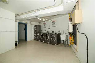 100 Bayview Dr, Sunny Isles Beach, FL 33160 - Photo 70