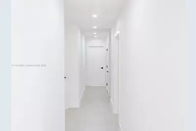 20615 NE 9th Ct, Miami, FL 33179 - Photo 10