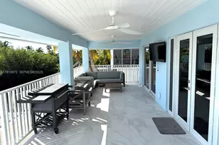 27346 Martinique Ln, Lower Sugarloaf Key, FL 33042 - Photo 18