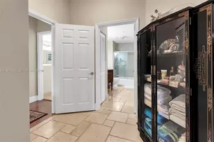 8390 SW 72nd Ave, Miami, FL 33143 - Photo 10