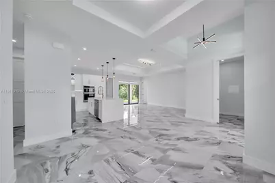 204 E 10th St, Lehigh Acres, FL 33972 - Photo 12