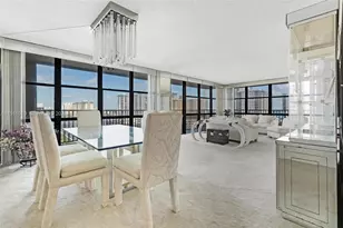 800 Parkview Dr, Hallandale Beach, FL 33009 - Photo 4