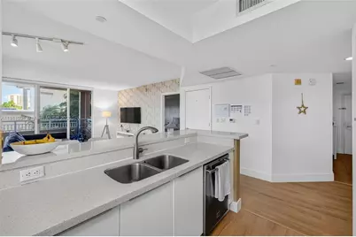 19501 W Country Club Dr #313, Aventura, FL 33180 - Photo 30