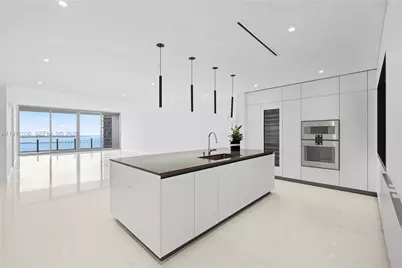 300 Biscayne Blvd Way #3404C, Miami, FL 33131 - Photo 1