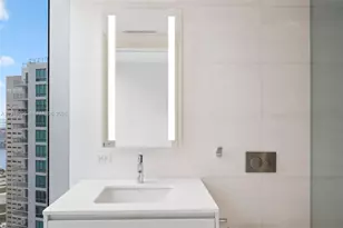 300 Biscayne Blvd Way, Miami, FL 33131 - Photo 28