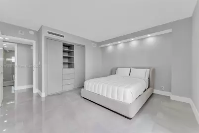 19707 Turnberry Way #21E, Aventura, FL 33180 - Photo 24