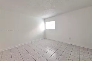 2011 Bay Dr, Miami Beach, FL 33141 - Photo 4