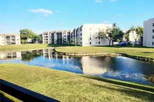 10442 Sunrise Lakes Blvd, Sunrise, FL 33322 - Photo 12