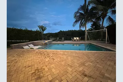 20825 NE 32nd Pl, Aventura, FL 33180 - Photo 2