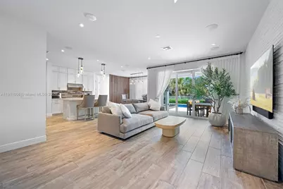 1465 Bursera Ter, Hollywood, FL 33021 - Photo 4