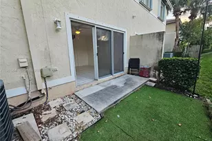 2280 NW 171st Terrace, Pembroke Pines, FL 33028 - Photo 2