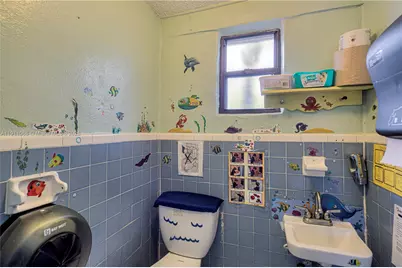 [Address not provided], Hollywood, FL 33024 - Photo 32