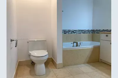 [Address not provided], Aventura, FL 33180 - Photo 18