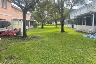 854 NW 208th Dr, Pembroke Pines, FL 33029 - Photo 28