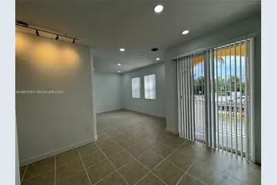 10012 NW 7th St #208, Miami, FL 33172 - Photo 2