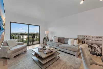 4242 NW 2nd St #807, Miami, FL 33126 - Photo 12