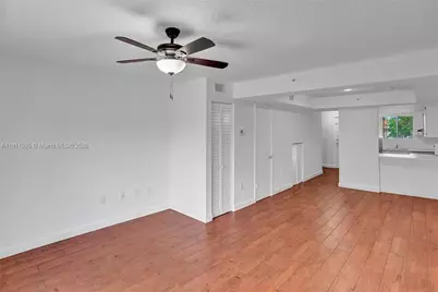 7755 W 30th Ct #E-210, Hialeah, FL 33018 - Photo 6