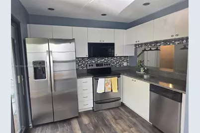 20900 Leeward Ct #213-1, Aventura, FL 33180 - Photo 2