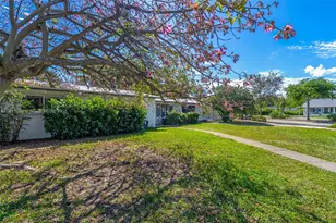 9630 SW 182nd St, Palmetto Bay, FL 33157 - Photo 2