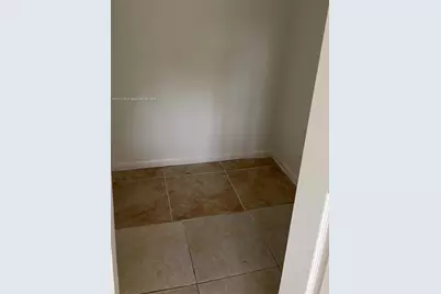 7925 Fairview Dr #110, Tamarac, FL 33321 - Photo 22