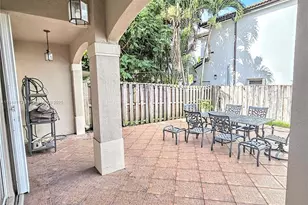988 SW 154th Path, Miami, FL 33194 - Photo 6