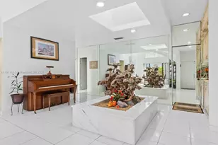 7665 Sierra Dr W, Boca Raton, FL 33433 - Photo 6