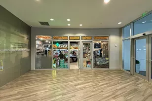 1750 N Bayshore Dr, Miami, FL 33132 - Photo 4