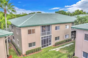 7921 E Exeter Blvd E, Tamarac, FL 33321 - Photo 2