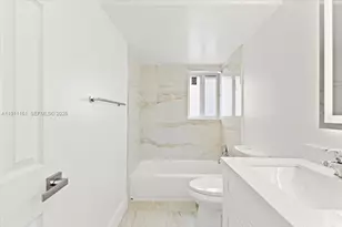 319 NE 14th Ave, Hallandale Beach, FL 33009 - Photo 24