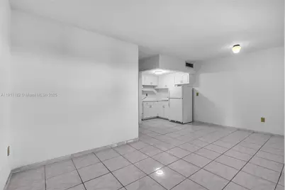 1330 W 54th St #302C, Hialeah, FL 33012 - Photo 4