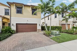 4671 Brumby Terrace, Davie, FL 33314 - Photo 2