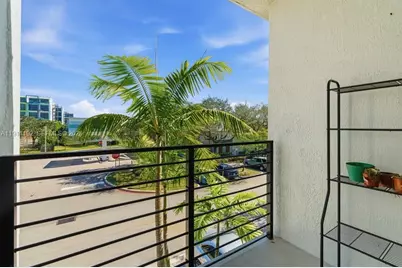 913 NW 45th Ter #913, Plantation, FL 33317 - Photo 14