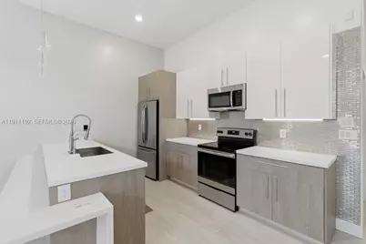 913 NW 45th Ter #913, Plantation, FL 33317 - Photo 4