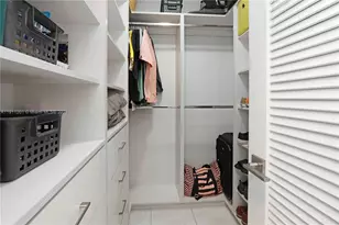 5825 Collins Ave, Miami Beach, FL 33140 - Photo 20