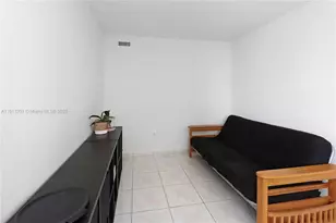 5825 Collins Ave, Miami Beach, FL 33140 - Photo 16