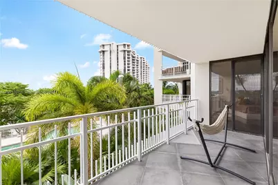 1000 Quayside Ter #506, Miami, FL 33138 - Photo 22