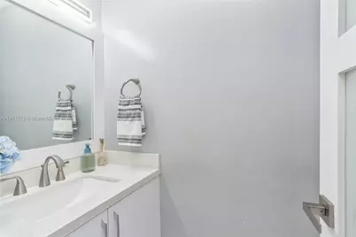 7184 W 2nd Ct, Hialeah, FL 33014 - Photo 12