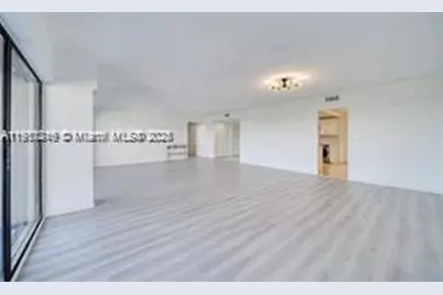 1800 NE 114th St #902, Miami, FL 33181 - Photo 6