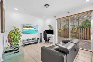 220 SW 87th Ct, Miami, FL 33174 - Photo 22