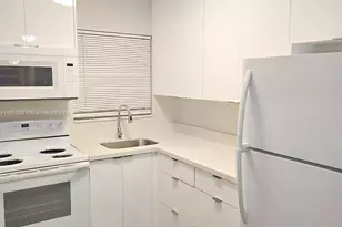 2008 Jackson St, Hollywood, FL 33020 - Photo 1