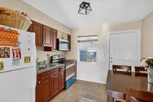 2835 NW 168th Terrace, Miami Gardens, FL 33056 - Photo 8