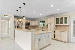 13791 SW 18th Ct, Davie, FL 33325 - Photo 10