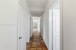 4 Harbor Point, Key Biscayne, FL 33149 - Photo 14