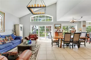 8117 Pelican Harbour Dr, Lake Worth, FL 33467 - Photo 12