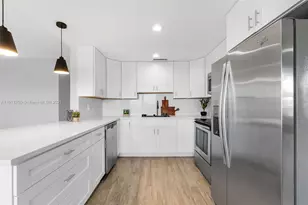 4025 Yarmouth B, Boca Raton, FL 33434 - Photo 6